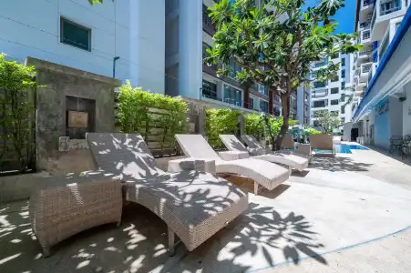 Kokotel Pattaya South Beach - 25