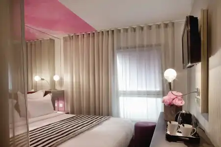 Hôtel 7 Eiffel by Malone - 5