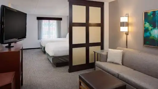 Hyatt Place Pittsburgh-North Shore - 48
