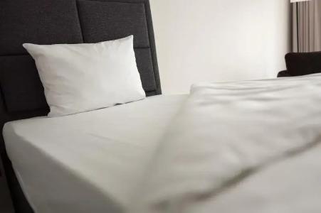 SUYTES Business Studios - 58