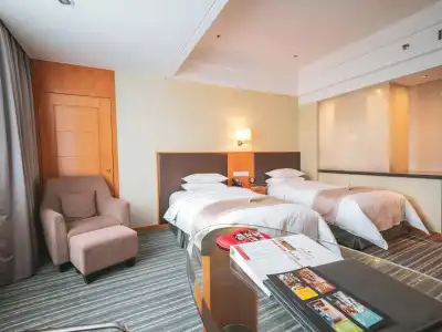 Ramada Plaza by Wyndham Shanghai Pudong Airport - 18