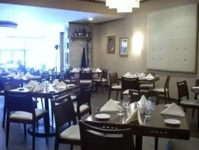 Marco LaGuardia & Suites - 23