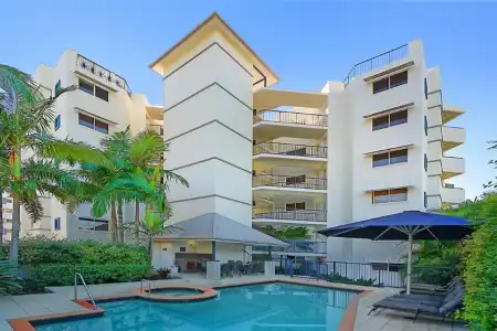 Raffles Mooloolaba - 11