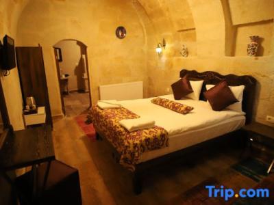 Heritage Cave Inn - 132