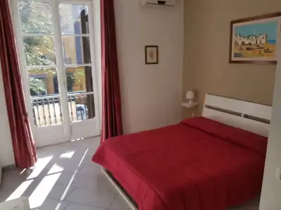B&B 248 - 4