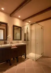 Town Square Suites by Toscana Valley - 33
