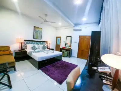 Romance Hills - 167