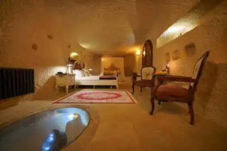 Maya Cave - 15