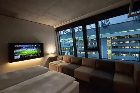 H4 Mönchengladbach im BORUSSIA-PARK - 80