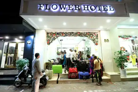 The Flower Boutique & Travel - 12