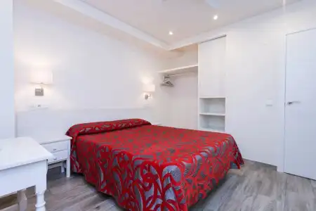 Sol y Miel Hostal - 72
