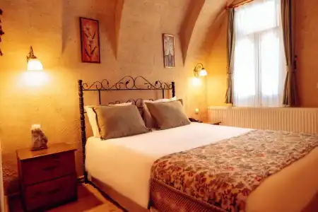 Melis Cave - 5