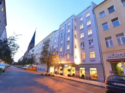 ADELANTE Boutique - 0