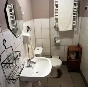 Globtroter Guest House - 7