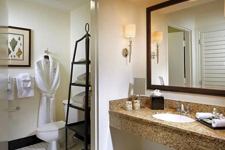 Inn at Pelican Bay - 46