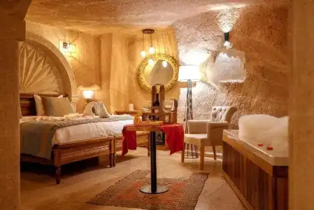 Misty Cave - 144