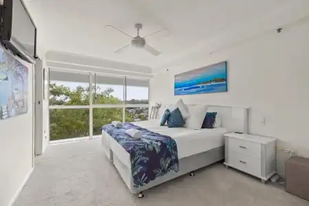 Gemini Court Holiday Apartments - 179