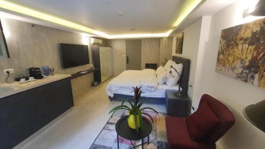 Carmella Boutique - Spa & Shelter Access - 62