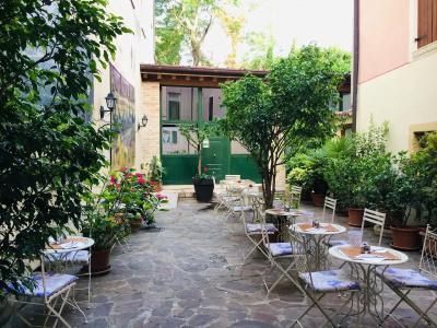 Boutique Scalzi - Adults Only - 17