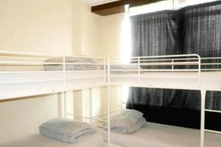 Kensal Green Backpackers 1 - 34