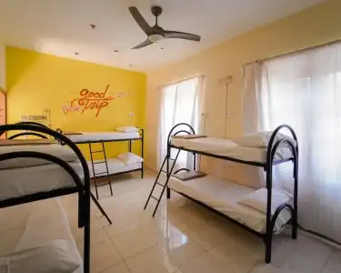 Los Mochileros Hostel - 13