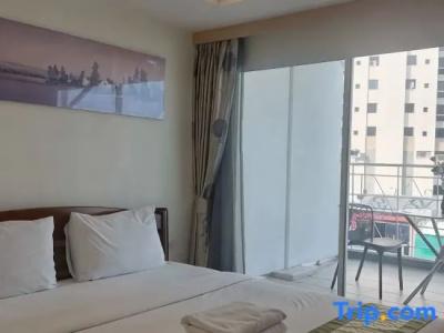 V Check Inn Sukhumvit 22 - 76