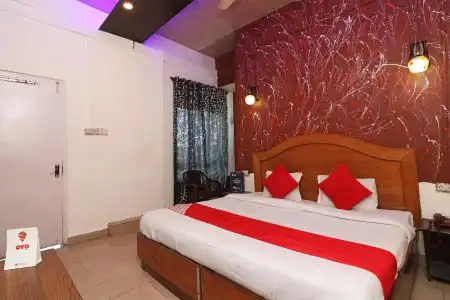 FabCastle Inn - 0