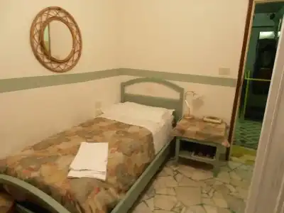 Souvenir - 51