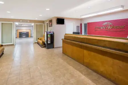 London Travel Inn - 1