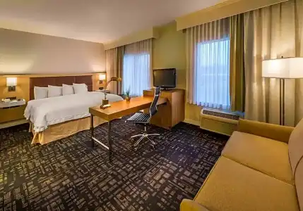 Hampton Inn & Suites Reno - 25
