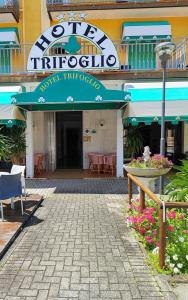 Trifoglio - 28