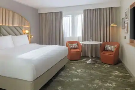 DoubleTree by Hilton Bristol North - 76