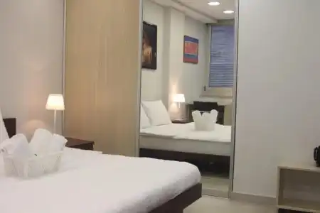 7 Hills Suites - 41