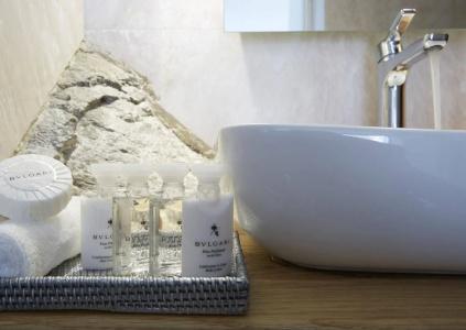 Mill Houses New Elegant Suites by Mr and Mrs White - 6