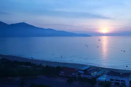 BlueSun Danang Beach - 21