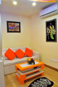 Royal Penguin Boutique & Spa - 78