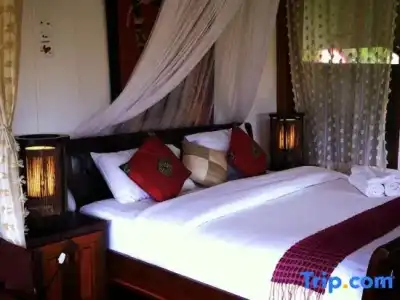 Vimarnkiri Resort - 38