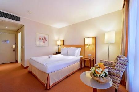 The Q - Quadro City - 89