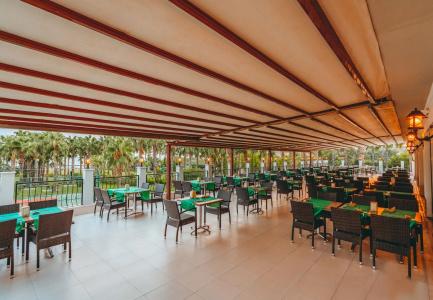 Royal Atlantis Beach - 19