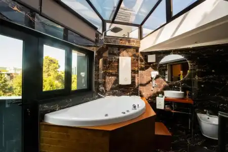 La Suite Boutique - 176