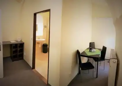 U Dvou zlatých klíčů - 64