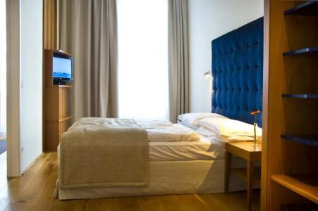 HiLight Suites - 113