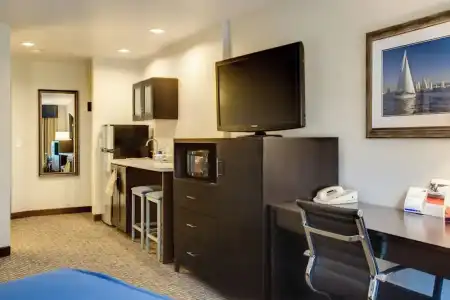 Holiday Inn Express Bellingham by IHG - 104