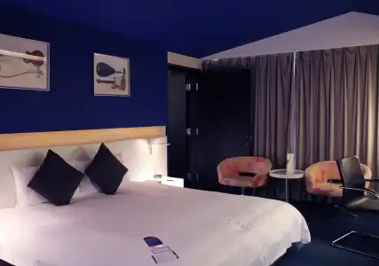 voco Suzhou Guanqian Street by IHG - 6