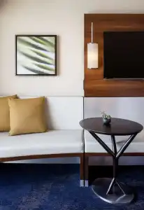 Hilton Garden Inn Waikiki Beach - 56