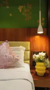 Club Emerald - 31