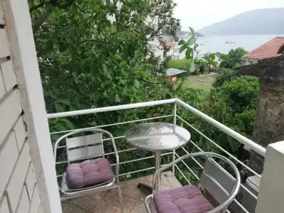 LaRos Apartments - 82