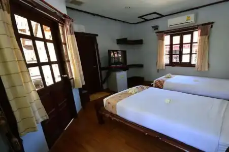 Alongkot Beach Resort Khanom - 36