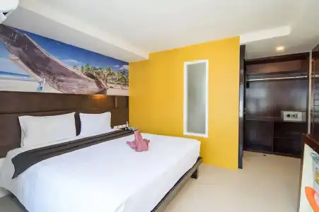 Patong Buri Resort - 4