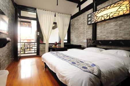 Lijiang Warm Flowers Guesthouse - 3